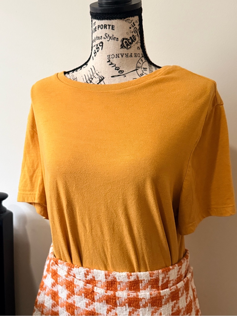 Goodfellow & Co Mustard Crewneck Tee